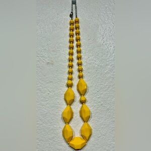 Claire’s Yellow Chunky Beaded Necklace